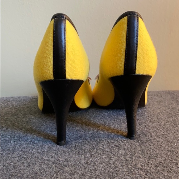 NWOT! JCrew | Italian Yellow Jewel/Feather Pumps (8) - Picture 3 of 5